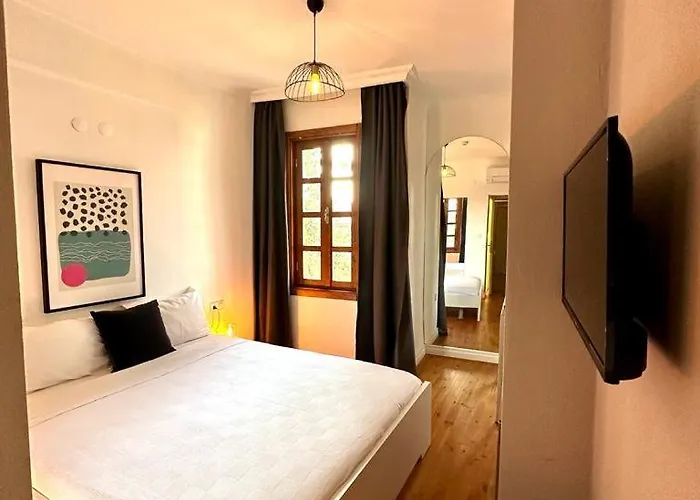 Hotell House Of Good Things 3*
